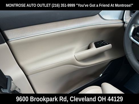 New 2026 Volvo EX90 Ultra AWD/4WD image 35