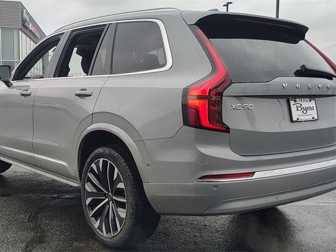 New 2026 Volvo XC90 B6 Ultra image 4