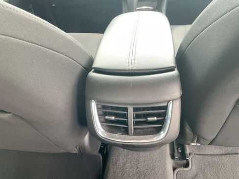 Used 2020 Chevrolet Malibu LT image 15