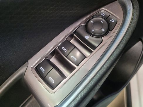 Used 2018 Chevrolet Malibu LT w/ Redline Edition FWD image 27