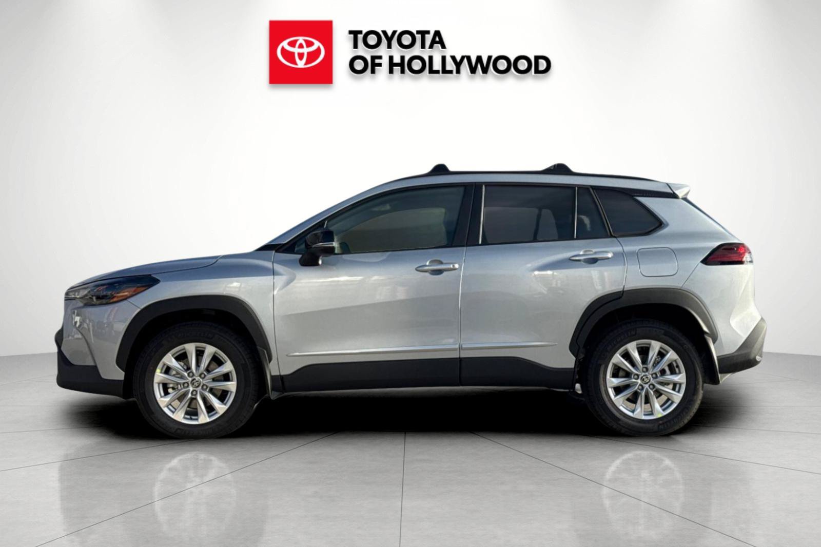 New 2026 Toyota Corolla Cross LE FWD image 9