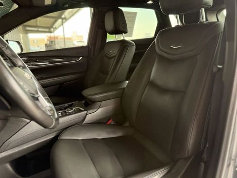 Used 2022 Cadillac XT5 Premium Luxury AWD/4WD image 14