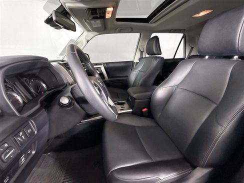 Certified 2024 Toyota 4Runner Limited AWD/4WD image 3
