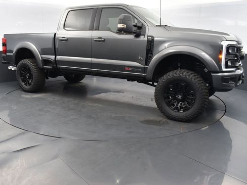 New 2025 Ford F250 XLT w/ Black Appearance Package image 3