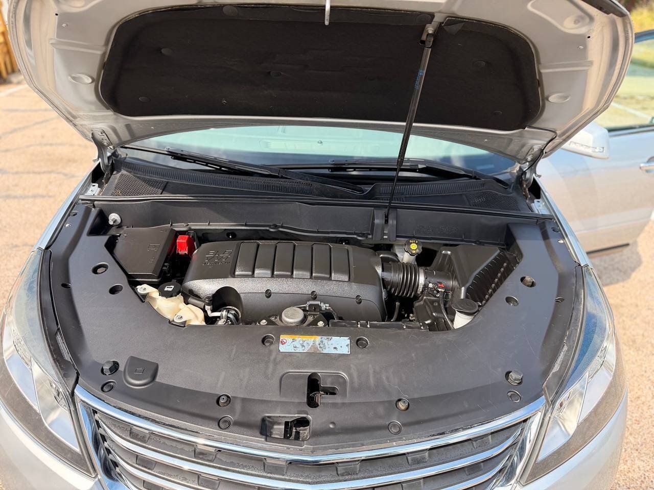 Used 2017 Chevrolet Traverse LT FWD image 32