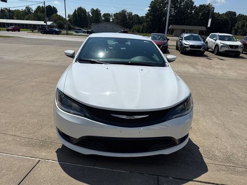 Used 2015 Chrysler 200 S w/ Navigation & Sound Group I FWD image 7