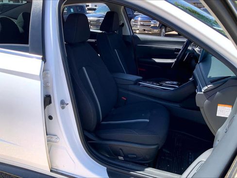 Used 2023 Hyundai Sonata SEL FWD image 9