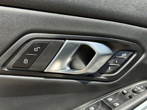 Used 2024 BMW 330i Sedan image 20