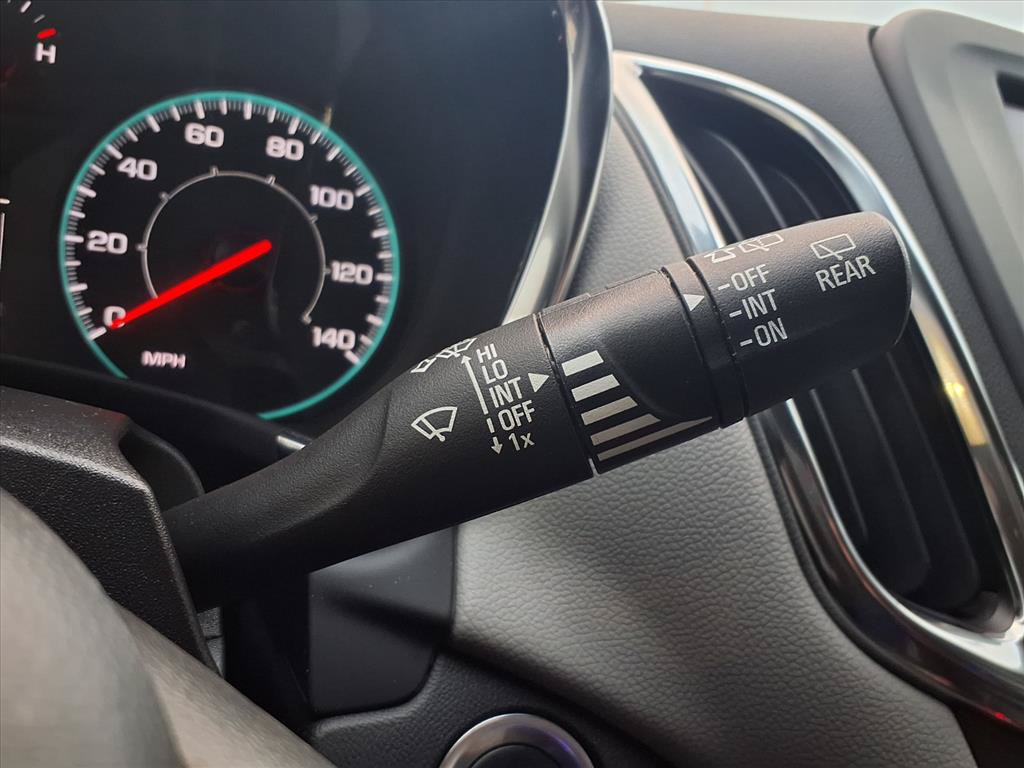 Used 2024 Chevrolet Equinox LS FWD image 27