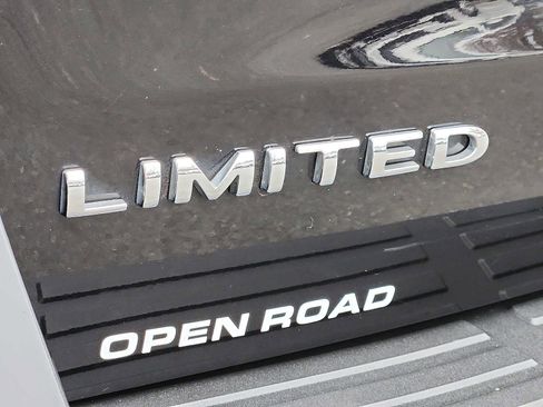 Used 2023 Ford Expedition Limited image 44