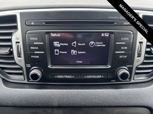 Used 2018 Kia Sportage LX image 23