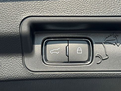 New 2025 Ford Explorer Active w/ Active Comfort Package image 42