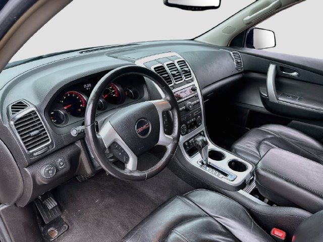 Used 2009 GMC Acadia SLT w/ Visibility Package AWD/4WD image 9