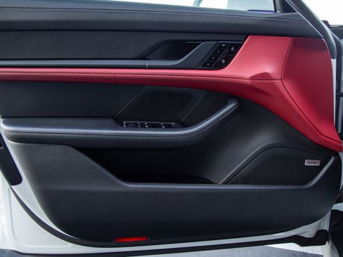 Certified 2020 Porsche Taycan Turbo AWD/4WD image 7