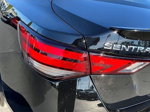 Certified 2025 Nissan Sentra SR w/ SR Premium Package image 22