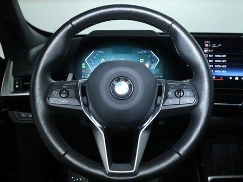 Used 2025 BMW X1 xDrive28i AWD/4WD image 27