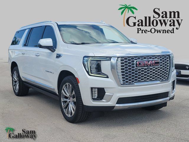 Used 2021 GMC Yukon XL Denali w/ Denali Premium Package RWD image 1