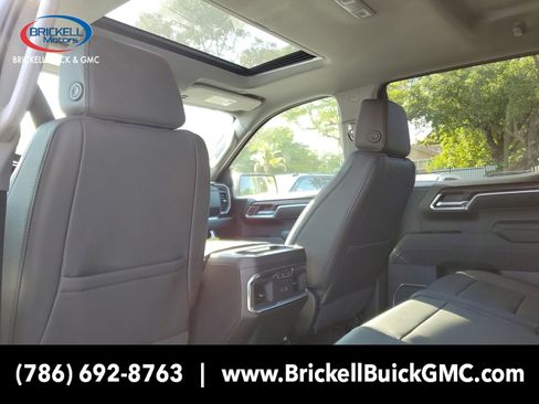 New 2026 GMC Sierra 1500 SLT w/ SLT Premium Package image 10