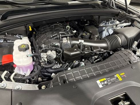 New 2025 Jeep Grand Cherokee Altitude image 13