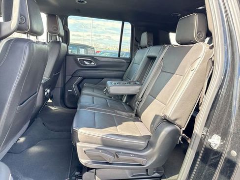 Used 2021 GMC Yukon XL SLT w/ SLT Luxury Package AWD/4WD image 23