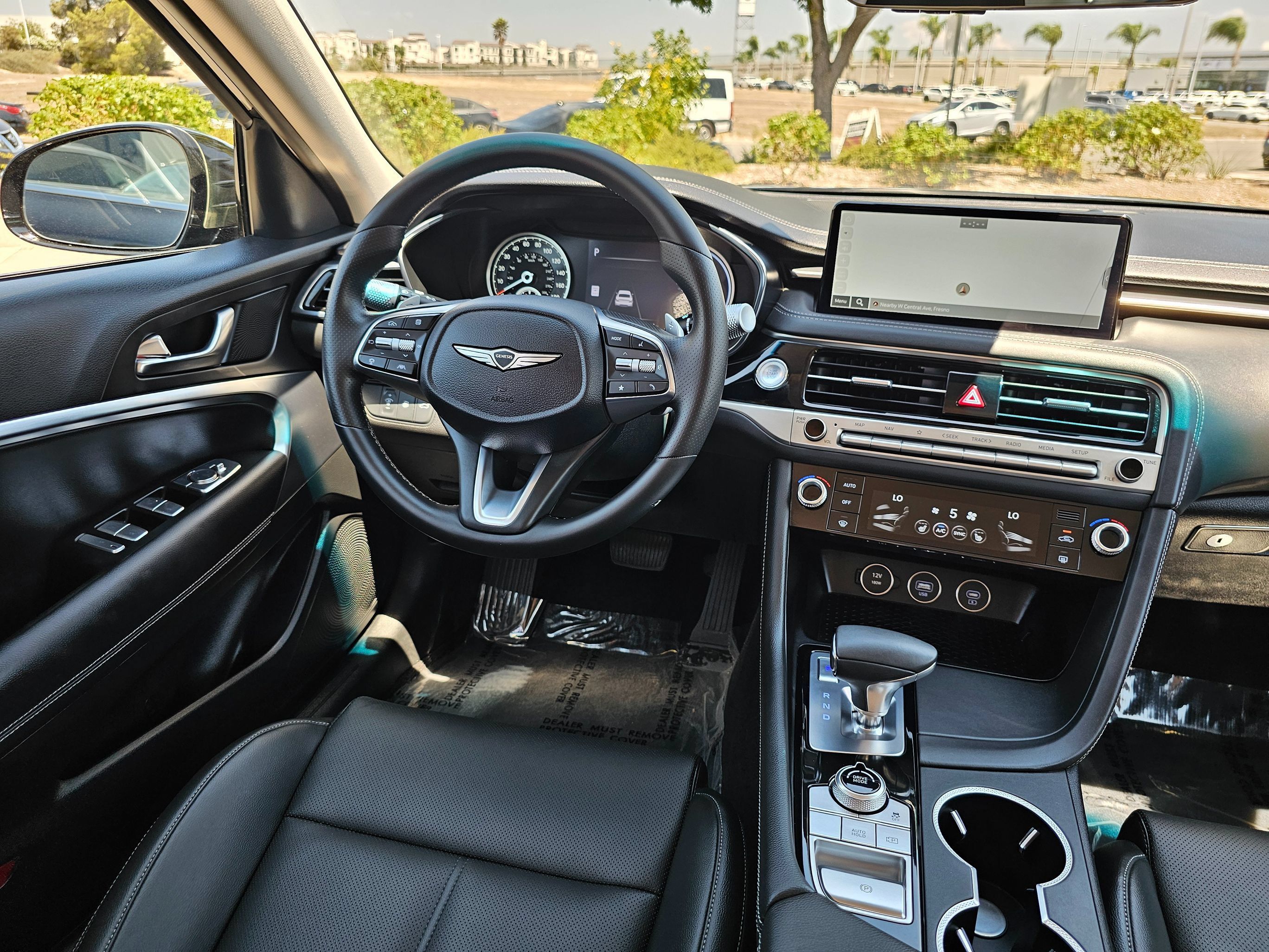 Used 2025 Genesis G70 2.5T RWD image 21