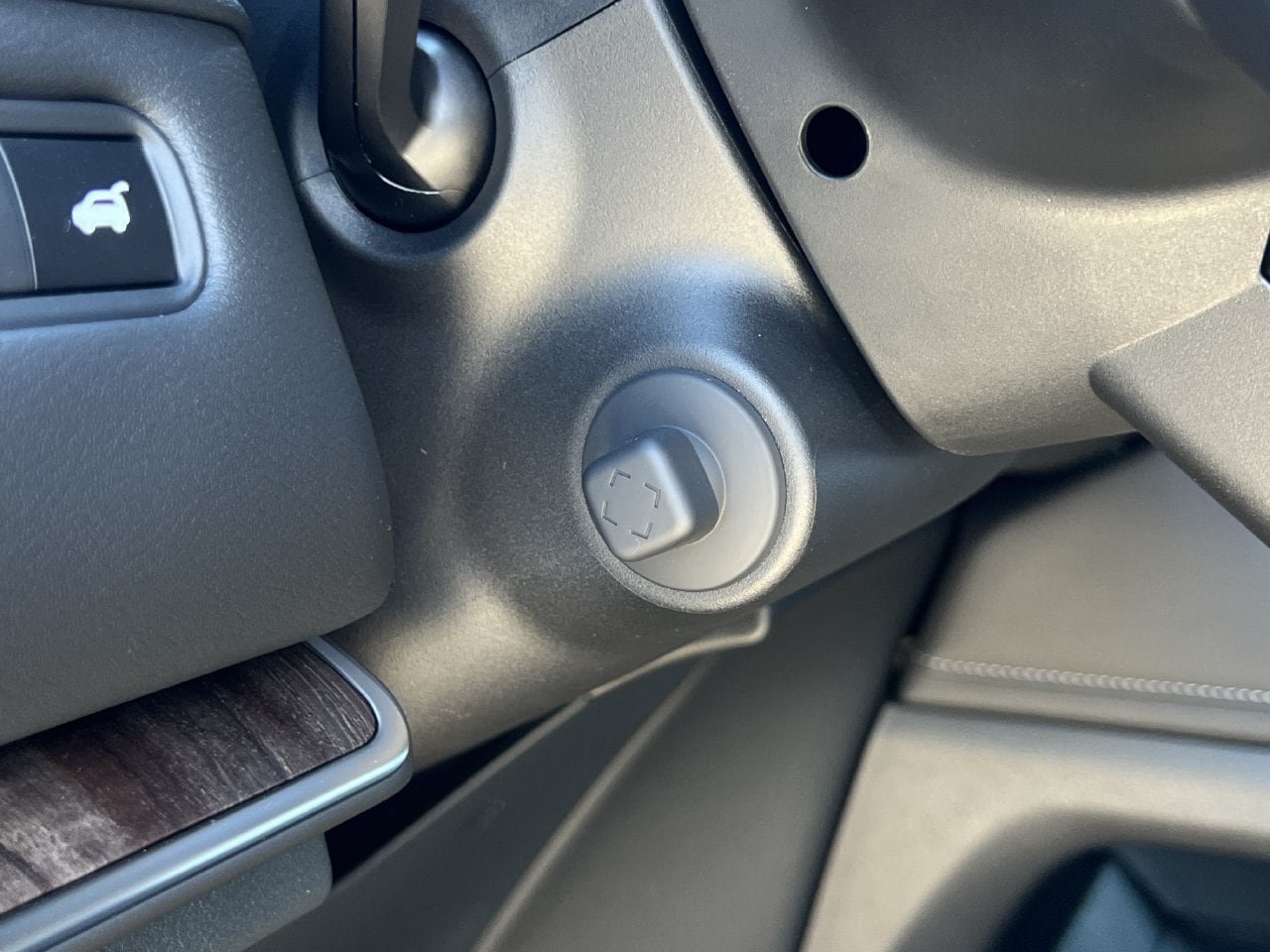 New 2026 Nissan Armada SL RWD image 10