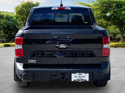 New 2026 Ford Maverick Lariat w/ Black Appearance Package