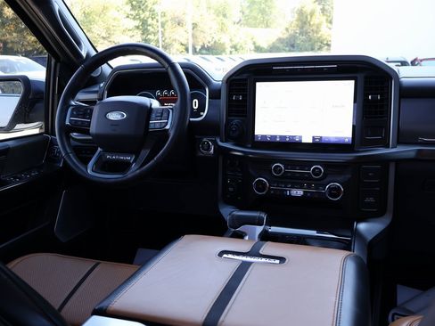 Used 2022 Ford F150 Platinum w/ Equipment Group 701A High image 32