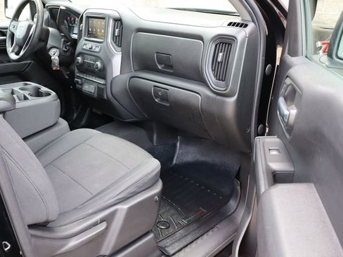 Used 2020 Chevrolet Silverado 1500 Custom Trail Boss w/ Custom Convenience Package AWD/4WD image 46