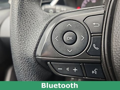 Used 2022 Toyota Corolla LE image 23