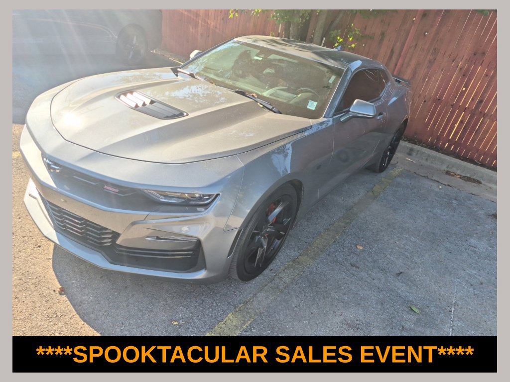 Used 2021 Chevrolet Camaro SS RWD image 1