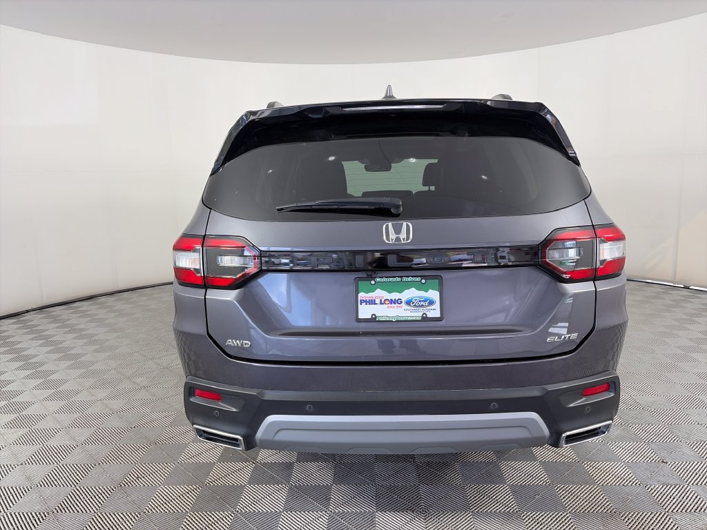 Used 2023 Honda Pilot Elite image 6