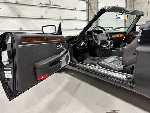 Used 1993 Jaguar XJS 4.0 Convertible RWD image 30