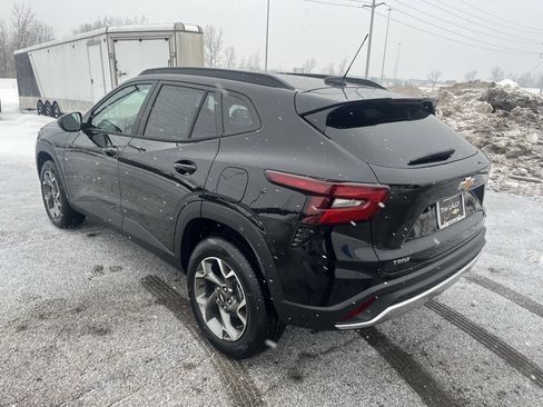 New 2026 Chevrolet Trax LT w/ Driver Confidence Package image 5
