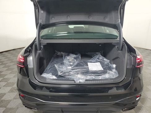 New 2026 Audi A6 Prestige image 9