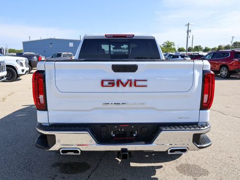 New 2026 GMC Sierra 1500 SLT w/ SLT Premium Plus Package AWD/4WD image 4