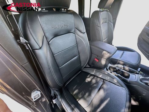 Used 2023 Jeep Wrangler Unlimited Sahara AWD/4WD image 34