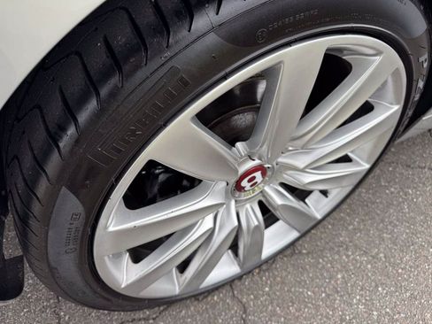 Used 2015 Bentley Flying Spur V8 AWD/4WD image 32