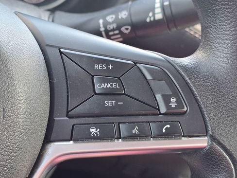 Used 2024 Nissan Sentra SV FWD image 22