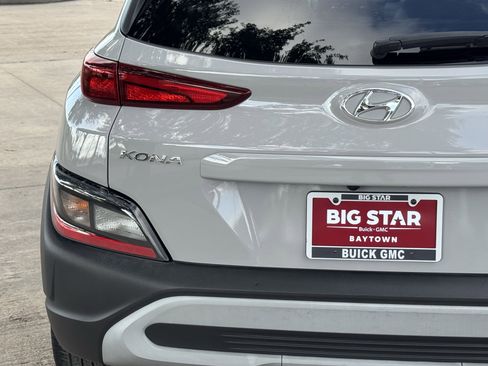 Used 2023 Hyundai Kona SEL FWD image 11