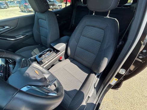 Used 2025 Chevrolet Equinox LT FWD image 36