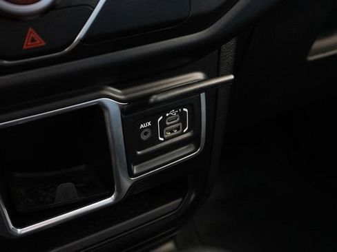 Used 2020 Jeep Wrangler Unlimited Sport AWD/4WD image 30