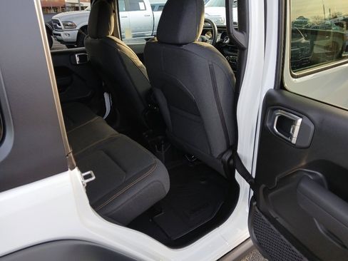 New 2026 Jeep Wrangler Unlimited Sport image 30