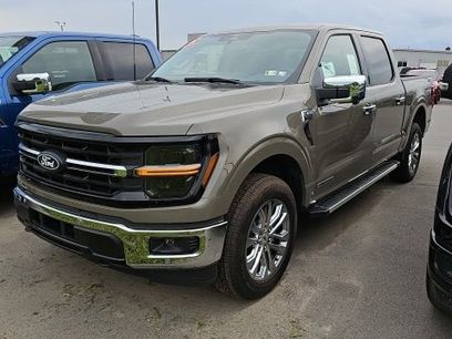 New 2025 Ford F150 XLT w/ Equipment Group 302A MID