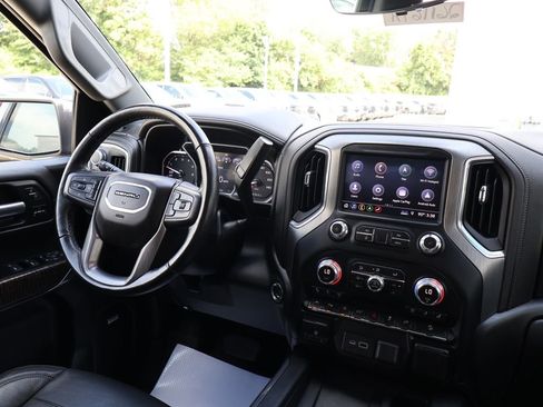 Used 2019 GMC Sierra 1500 Denali w/ Technology Package AWD/4WD image 27