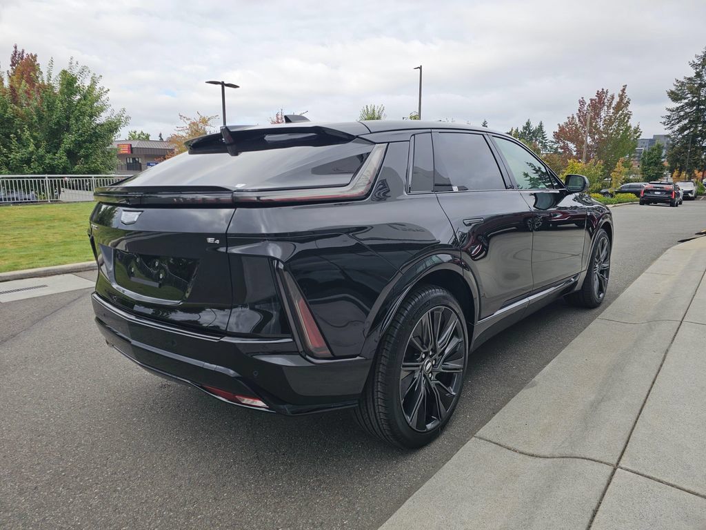 New 2027 Cadillac Lyriq Signature Sport w/ Nappa Leather Package AWD/4WD image 7