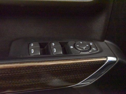 Used 2021 Chevrolet Silverado 1500 RST image 15