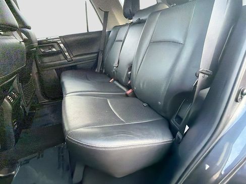 Used 2019 Toyota 4Runner Limited AWD/4WD image 19