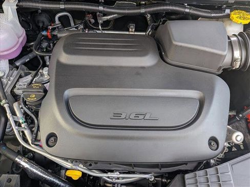 New 2026 Chrysler Pacifica Limited w/ S Appearance Package image 16