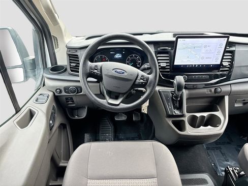 Used 2023 Ford Transit 350 XLT image 26